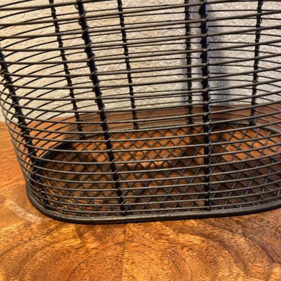 Metal and Wooden Basket/Wine Caddy - Picture 7 of 7